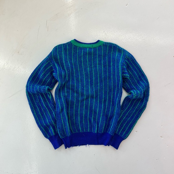 Vintage 100% Pure Virgin Wool Sweater - Picture 2 of 8